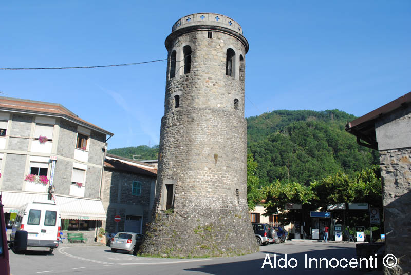 CASOLA IN LUNIGIANA: TORRE 4' IMMAGINE
